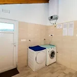 Mobile Banovi Dvori Casa vacanze Tisno