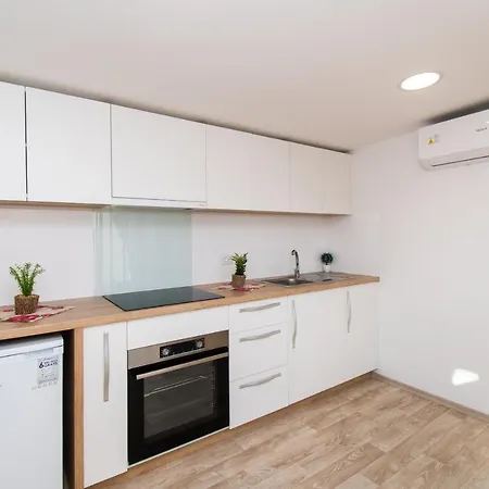 Casa de Férias Mobile Banovi Dvori