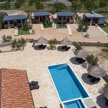 Mobile Banovi Dvori * Tisno